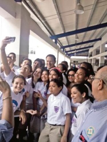 Varela, el 'rockstar' del colegio Javier