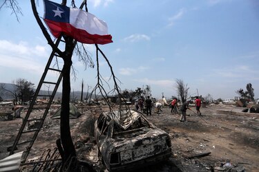 México envía a Chile aviones del Ejército con 20 toneladas de víveres ante los incendios