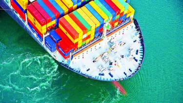 Industria marítima espera esclusas para abril de 2016