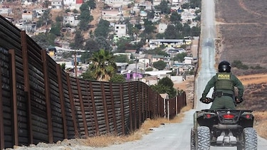 Pentágono enviará ‘cientos’ de efectivos a la frontera con México