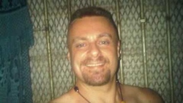 William Holbert se notifica por audiencia de homicidio