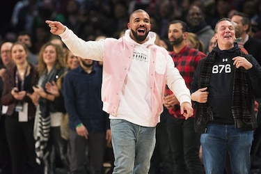 Drake lanza vídeo lleno de cameos de 'In My Feelings'