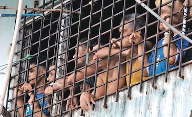 Conceden arresto domiciliario a 12 presos en medio de la pandemia 