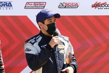El piloto panameño Oscar Terán regresa a las pistas este fin de semana