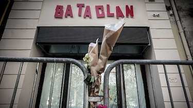 El Bataclan recupera su alma