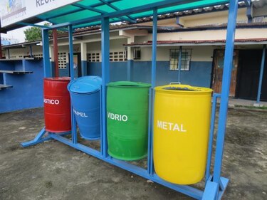 Empresa privada apoya proyecto de reciclaje en Colón