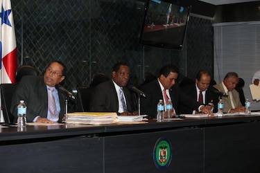 Archivan denuncias contra los magistrados de la Corte
