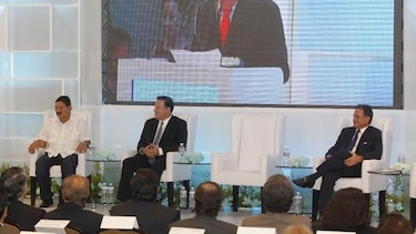 Cifras, retos y metas en el debate presidencial de Visión 2014