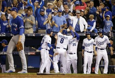 Los Reales avanzan a la Serie Mundial