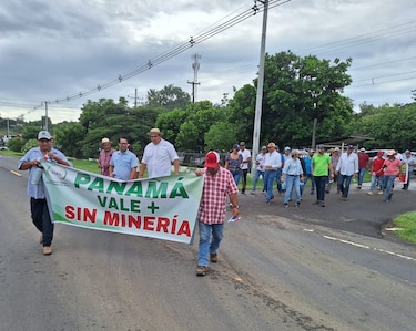 Productores santeños piden corredor humanitario