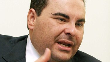 El Salvador: expresidente Antonio Saca es trasladado a una hacinada cárcel común