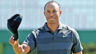Spieth se luce, Woods no tanto