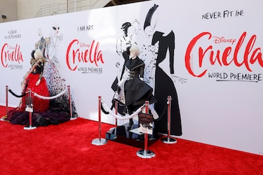 ‘Cruella’, el duelo entre Emma Stone y Emma Thompson para un Disney con visos punk