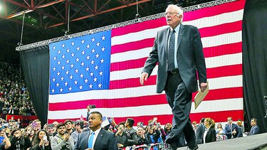 Se intensifica duelo entre Clinton y Sanders