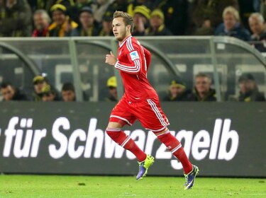 Bayern humilla al Dortmund y se marcha solo al título