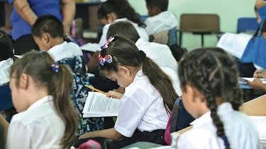 Al menos 60 escuelas particulares solicitan aval del Meduca para ofrecer clases virtuales