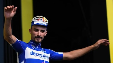 Julian Alaphilippe recupera el amarillo en etapa ganada por De Gendt