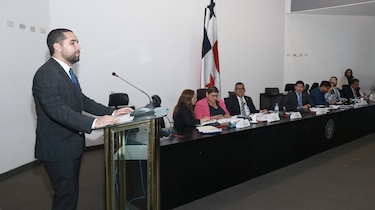 Comisión de Gobierno: RM, PRD y CD frenan proyectos anticorrupción del Ministerio Público