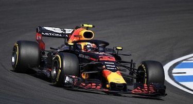 Verstappen domina la segunda sesión de ensayos