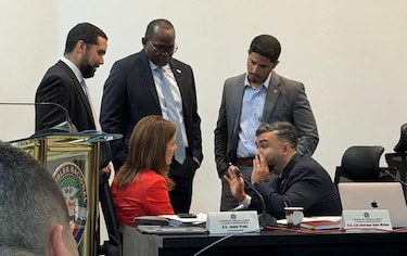 El oficialismo se impone en la Asamblea y elige a Ángela Russo como Defensora del Pueblo