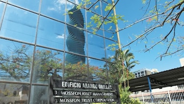 Multan con $300 mil a la extinta Mossack Fonseca