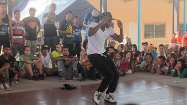 El ‘hip hop’ aboga por la paz en Colón