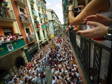 España: Cinco heridos por caídas en primer encierro de San Fermín
