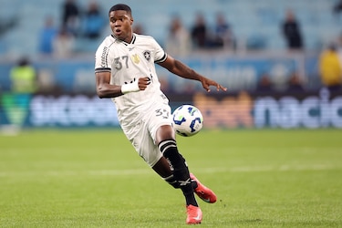 Kadir Barría es convocado para los amistosos contra Bolivia y México