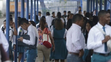Comienza el año escolar en Panamá; unos 800 mil estudiantes asisten a clases