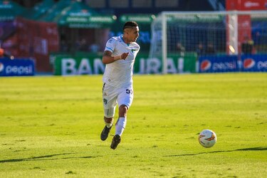 Tras varios meses de espera, Guatemala se rinde y anuncia el final de su liga de fútbol
