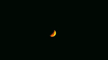 Noche con luna de ‘sangre’