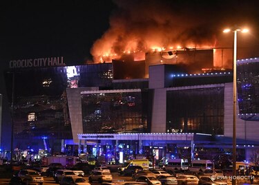 Al menos 40 muertos y 100 heridos en tiroteo en sala de conciertos a las afueras de Moscú