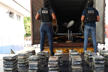 Decomisan 148 paquetes con droga en dos operativos