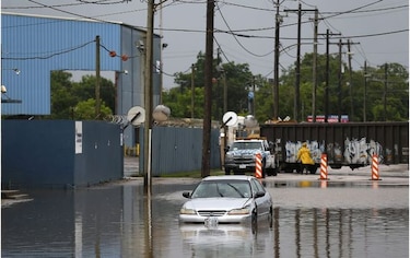 Texas se prepara para inundaciones ante tormenta Bill