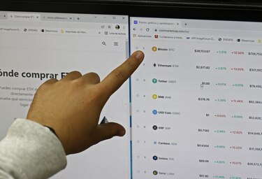 Criptomonedas no convencen a salvadoreños