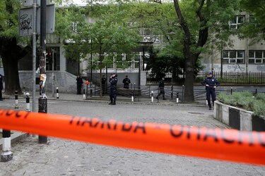 Al menos 8 muertos y 13 heridos en un nuevo tiroteo en Serbia