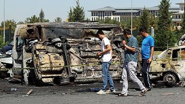 Enfrentamientos entre fuerzas de seguridad turcas y un grupo de golpistas