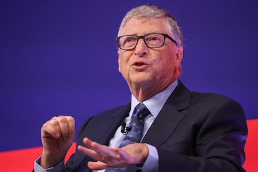 Bill Gates se disculpa con su fundación por lazos con Epstein y se desvincula del delito