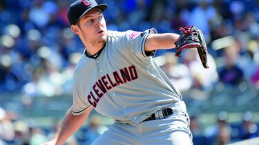 Bauer guía a Indios en triunfo sobre los Yankess