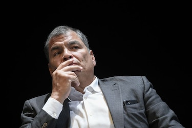Justicia de Ecuador pide captura de Correa tras dejar en firme condena por corrupción