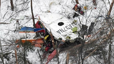 Helicóptero de rescate se estrella en Japón; hay 3 muertos