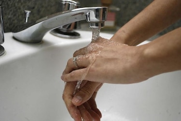 Sectores aledaños a la vía Domingo Díaz estarán sin agua por 12 horas