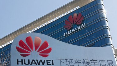 Huawei demanda ley promulgada en Estados Unidos