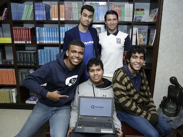 Jóvenes apuestan por nuevo modelo de aprendizaje