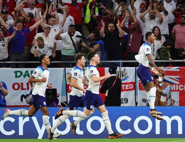 Inglaterra derrota a Gales y se mete en octavos