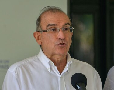 Disputas entre Gobierno colombiano y FARC ponen en jaque acuerdo de paz
