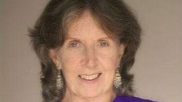 Hallan muerta a la escritora Sara Laing en Honduras