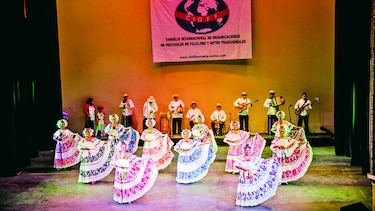 Manifestaciones folclóricas del país