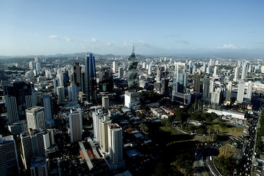 Bancos en Panamá cuentan con solvencia para enfrentar escenarios adversos 