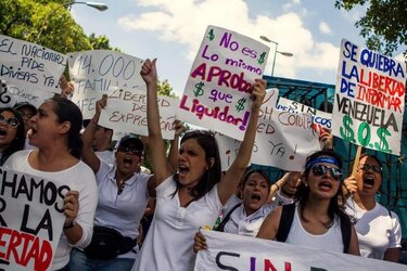 Nueve diarios regionales dejan de circular en Venezuela